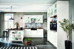 Breda_Weiss_M_01